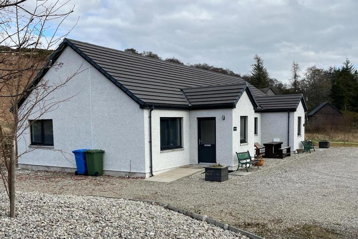 Highland Holiday Lets Lairg Ngoại thất bức ảnh