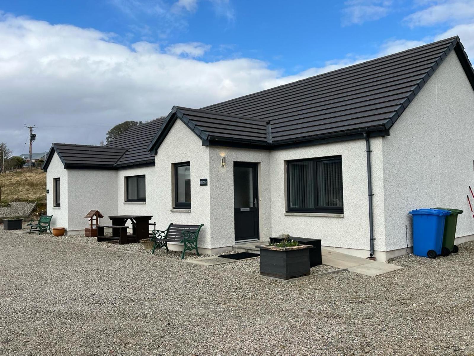 Highland Holiday Lets Lairg Ngoại thất bức ảnh